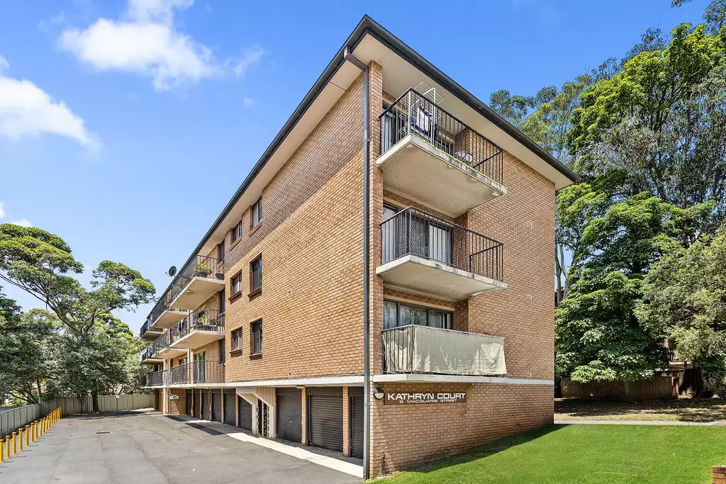 14/8 Macquarie Street, Wollongong Sold by Laurence Morgan Real Estate