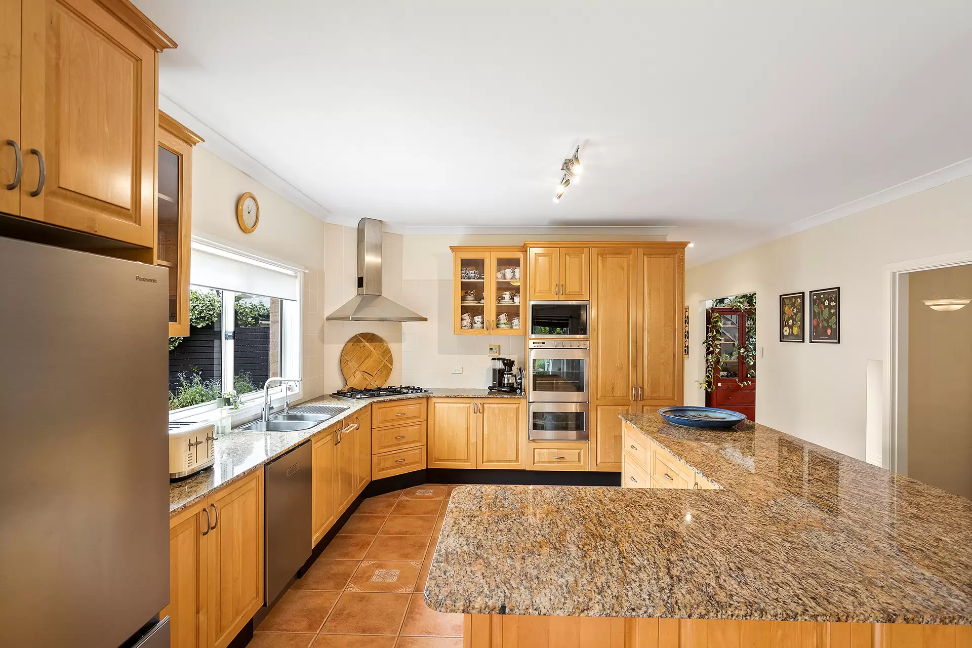 61 Joseph Street, Woonona Sold by Laurence Morgan Real Estate - image 3