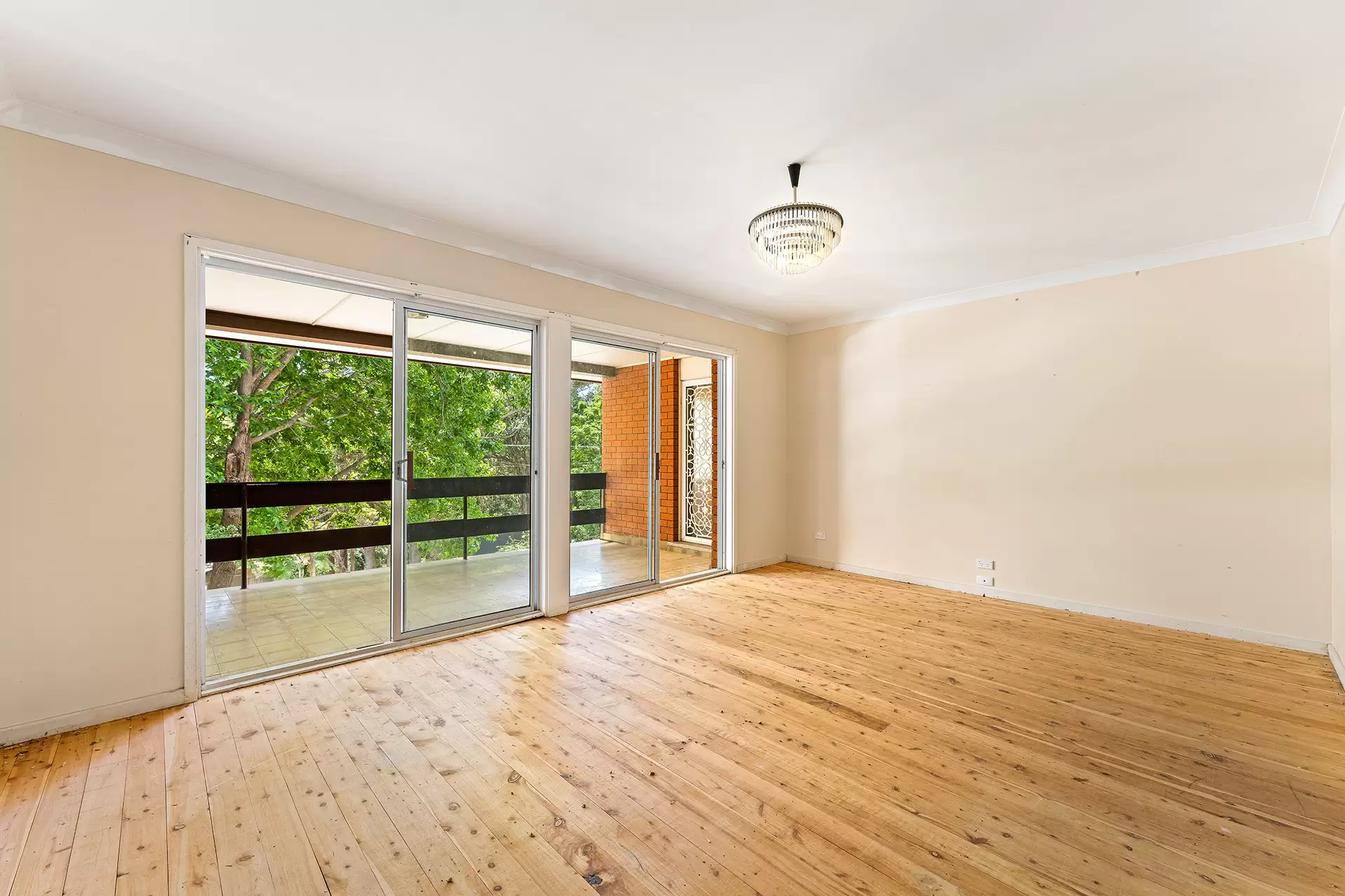 56 Stephen Drive, Woonona Sold by Laurence Morgan Real Estate - image 4