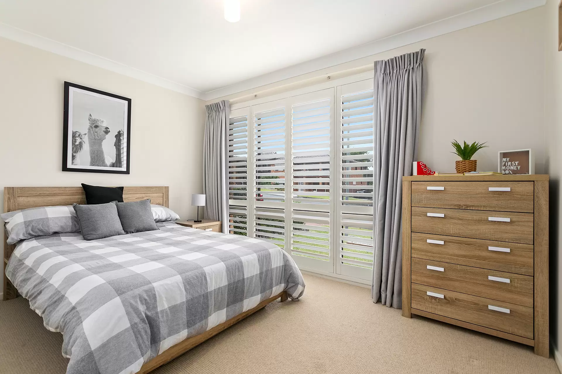 22 Collaery Road, Russell Vale Sold by Laurence Morgan Real Estate - image 4