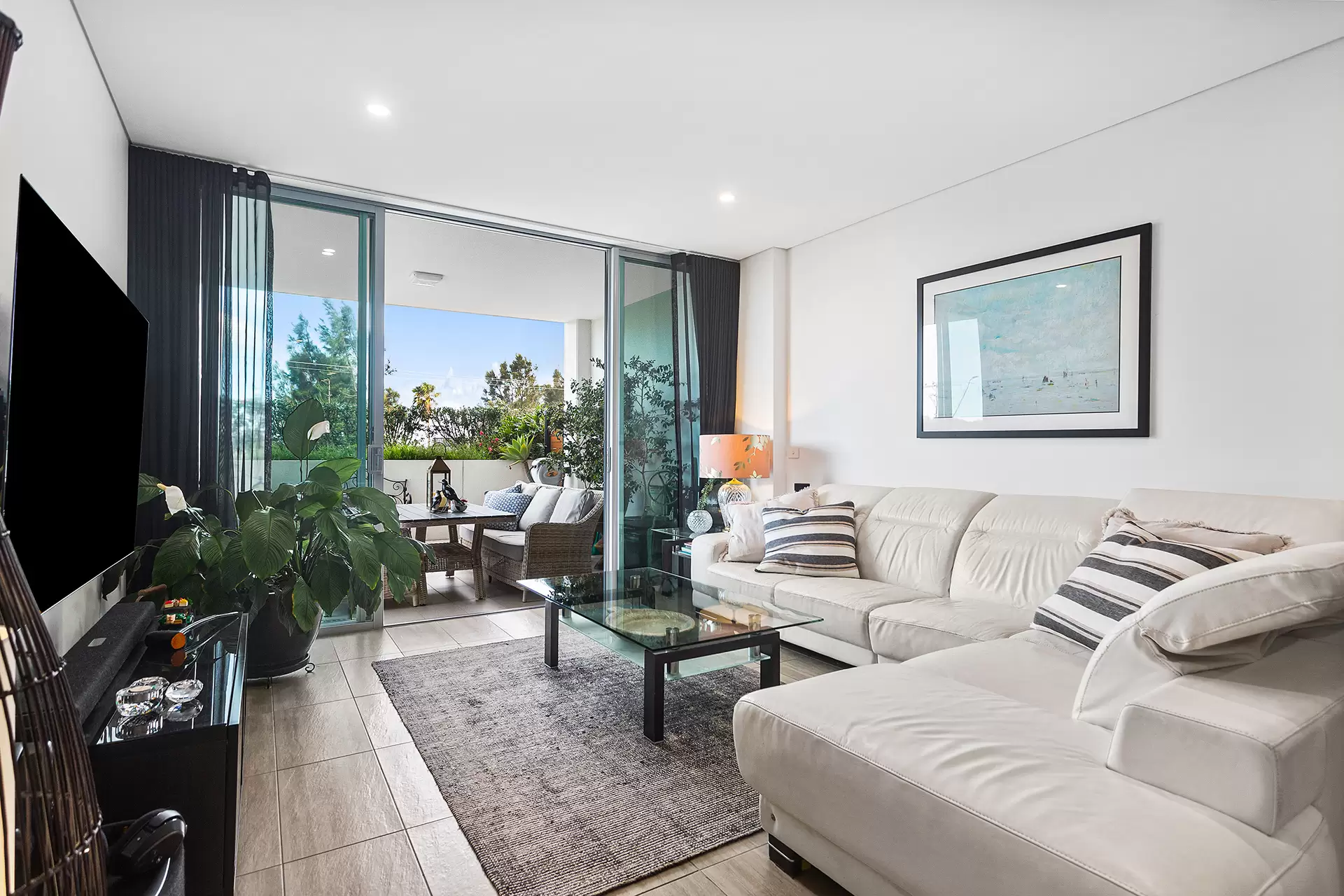 C102/5 Grand Court, Fairy Meadow Sold by Laurence Morgan Real Estate - image 3