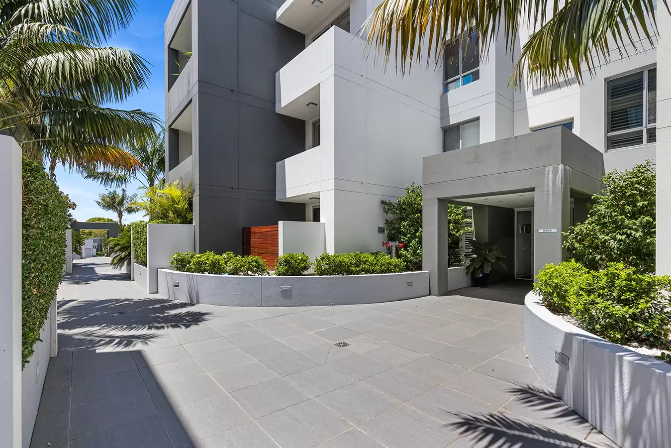 32/40 McCauley Street, Thirroul Sold by Laurence Morgan Real Estate - image 3