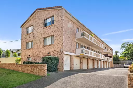 4/39-41 Cross Street, Corrimal Sold by Laurence Morgan Real Estate