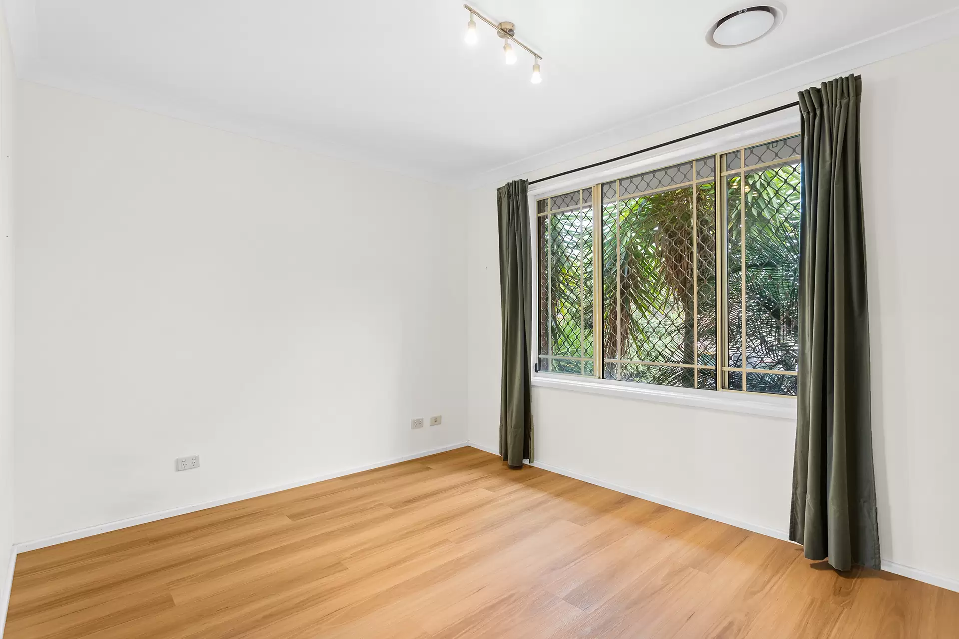 Berkeley Leased by Laurence Morgan Real Estate - image 4