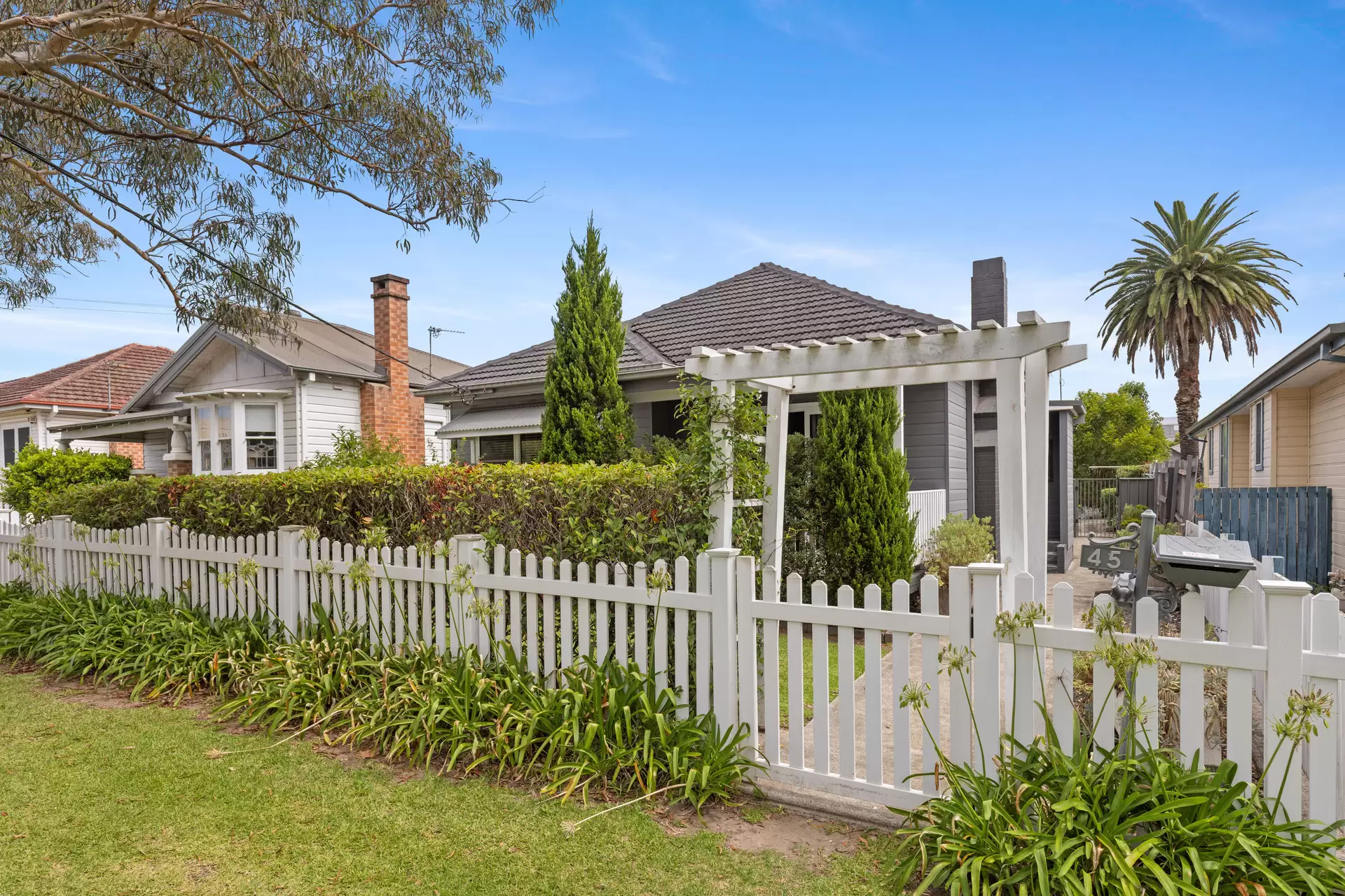 45 Jerematta Street, Dapto Sold by Laurence Morgan Real Estate - image 1