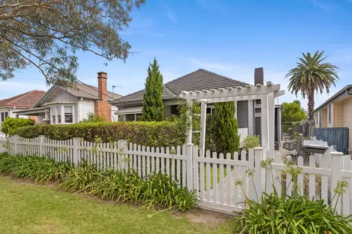 45 Jerematta Street, Dapto Sold by Laurence Morgan Real Estate