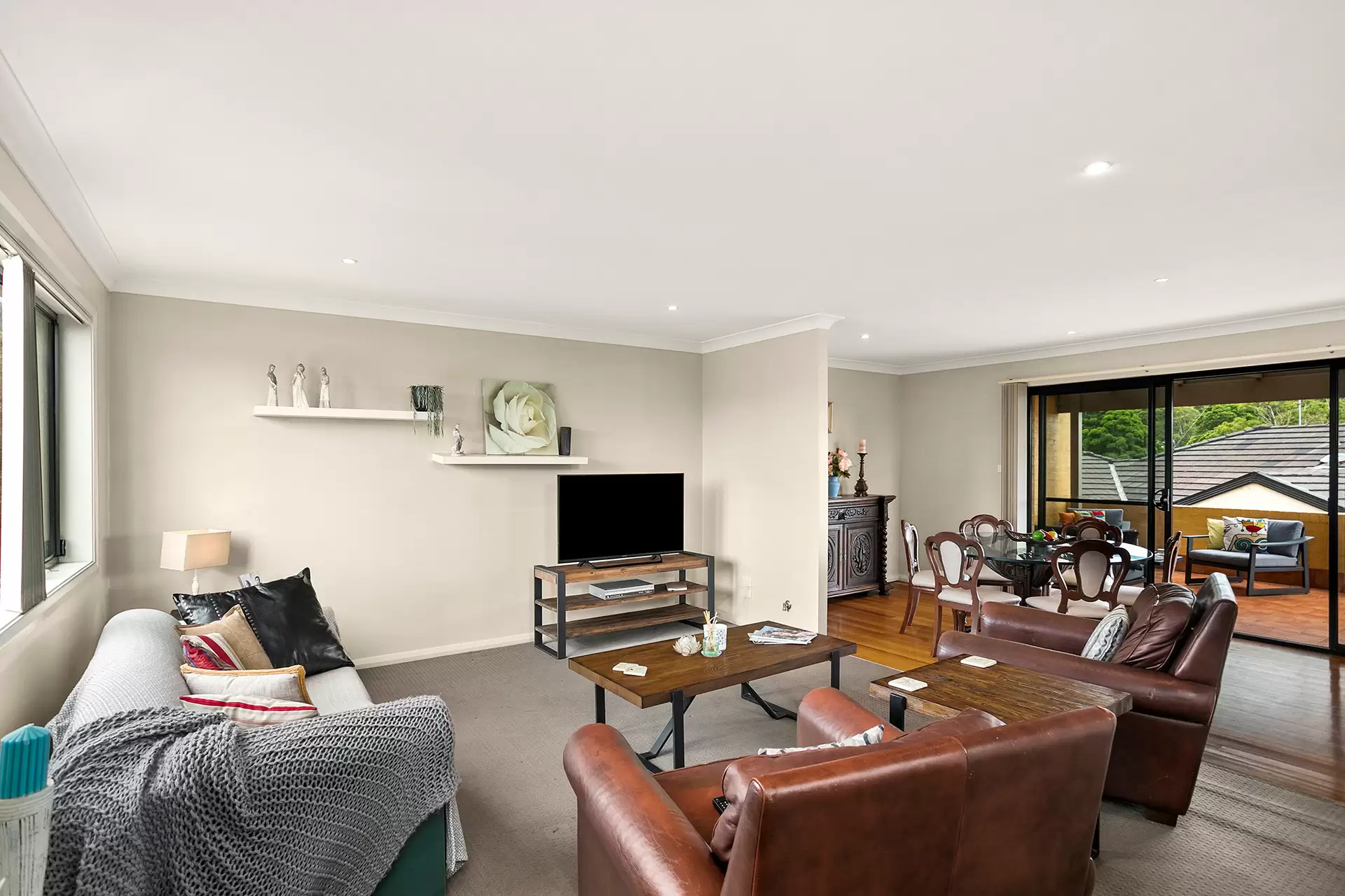 11/13 Luxor Street, Woonona Sold by Laurence Morgan Real Estate - image 4
