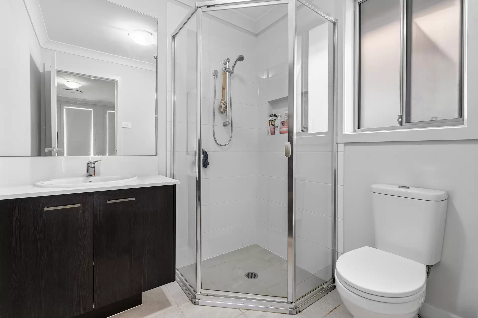 11 Wildflower Crescent, Calderwood For Sale by Laurence Morgan Real Estate - image 9