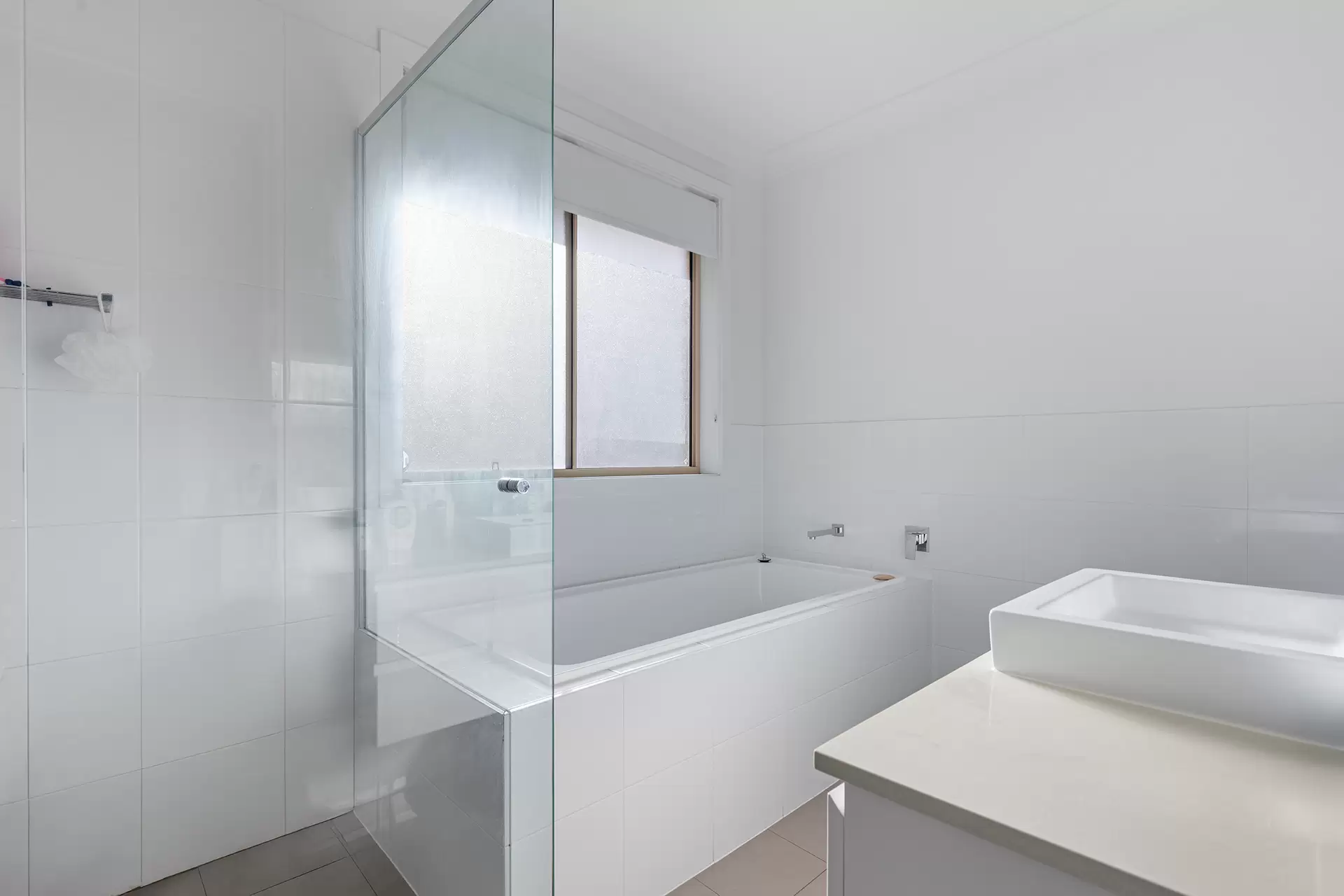 9/10 Derwent Avenue, Avondale Sold by Laurence Morgan Real Estate - image 6