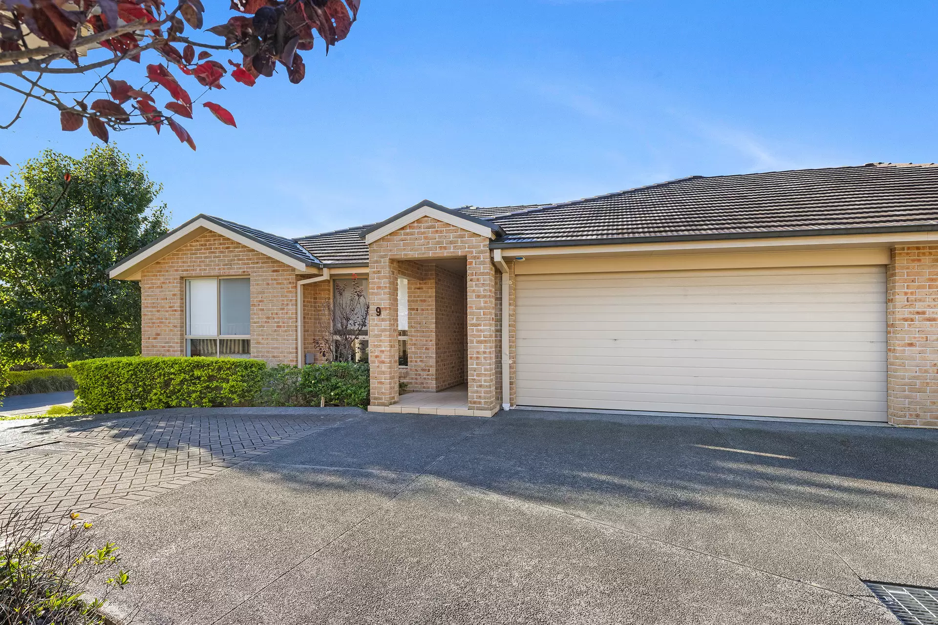 9/10 Derwent Avenue, Avondale Sold by Laurence Morgan Real Estate - image 1