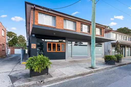 2/31 Thames Street, West Wollongong Sold by Laurence Morgan Real Estate