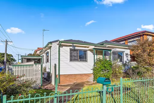 57 Gladstone Street, Bellambi For Sale by Laurence Morgan Real Estate