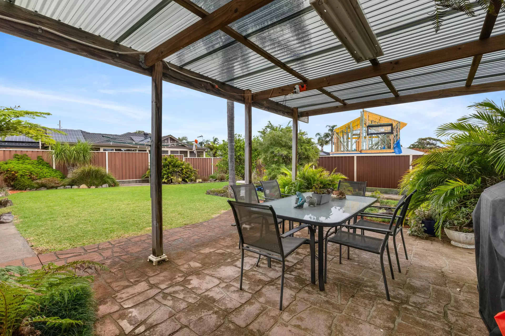 16 Jilba Place, Oak Flats Sold by Laurence Morgan Real Estate - image 11