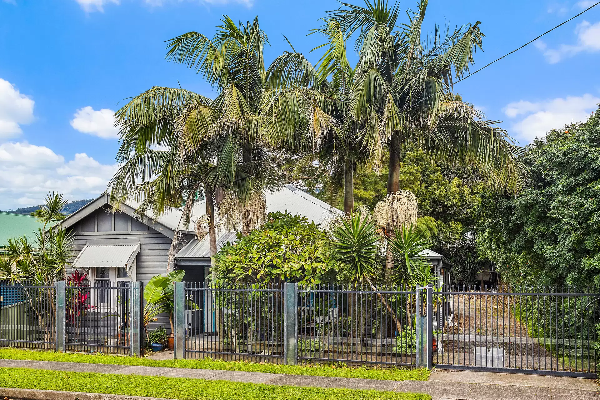 12 Railway Street, Bulli For Sale by Laurence Morgan Real Estate - image 2