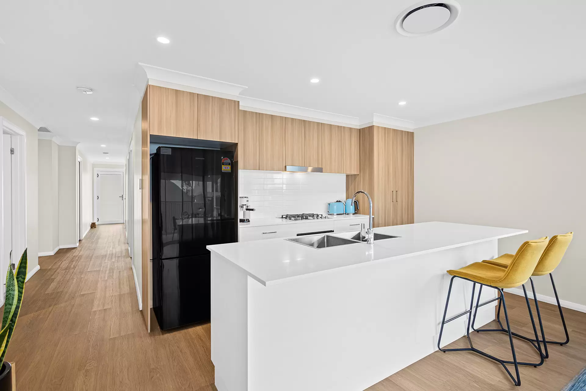 30 & 30a Stewards Drive, Kembla Grange Sold by Laurence Morgan Real Estate - image 2