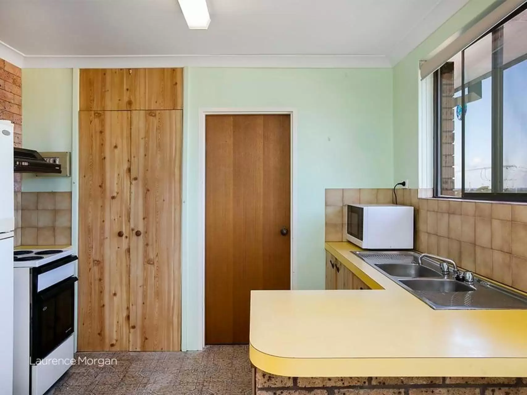 6/5 Underwood Street, Corrimal Sold by Laurence Morgan Real Estate - image 3