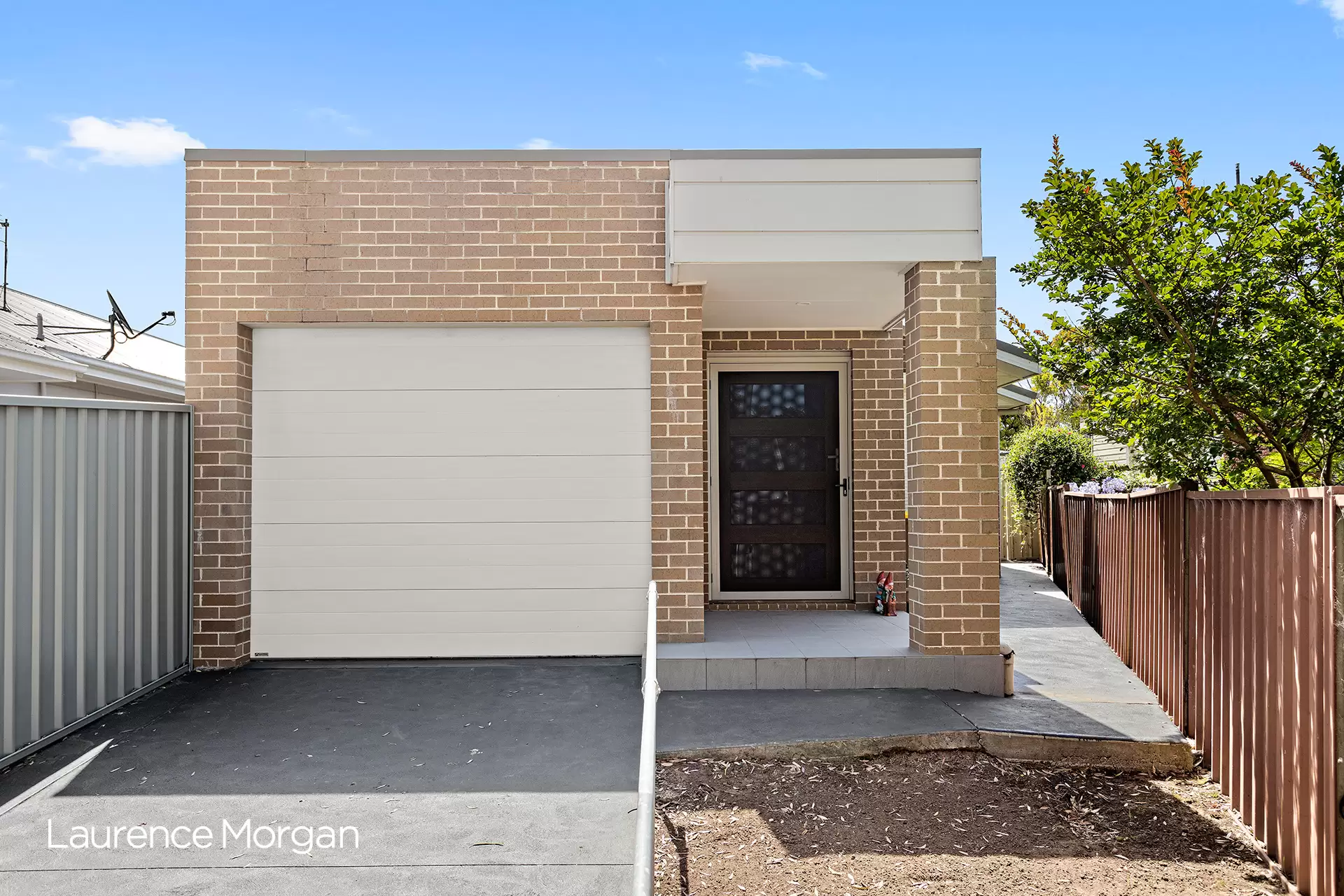 25a Craig Crescent, Dapto Sold by Laurence Morgan Real Estate - image 1